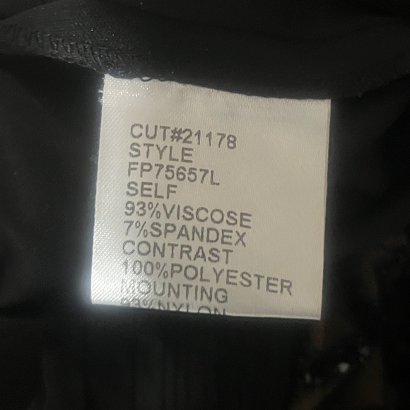 Tadashi shoji collection dress - Picture 8 of 8